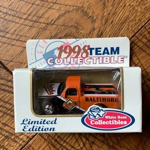 ⚾️ 1998 Baltimore Orioles Team Collectible